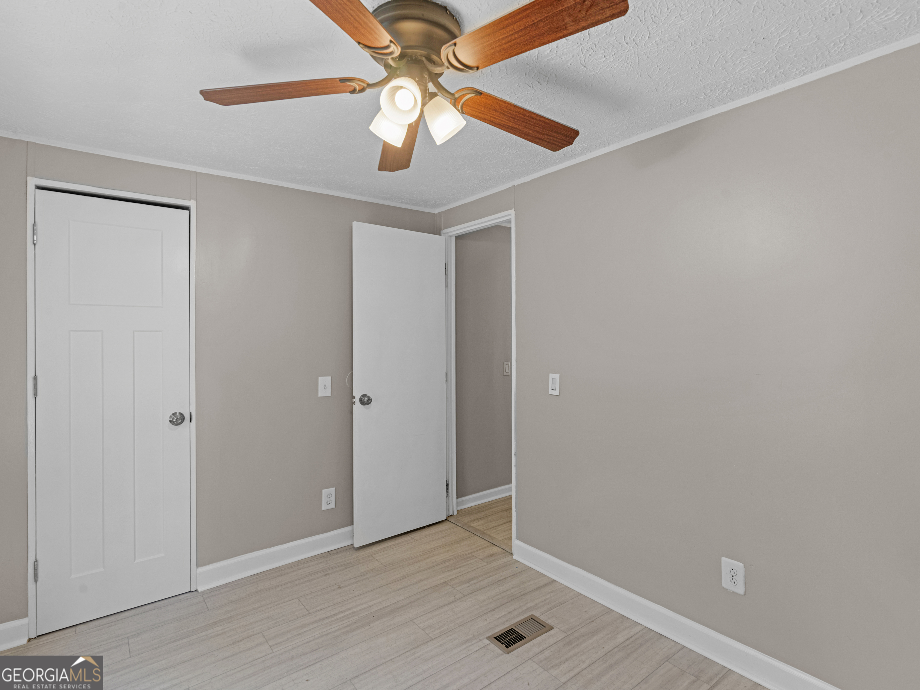 2321 North Walker's Mill Road Griffin, GA 30223 - Photo 20 of 49