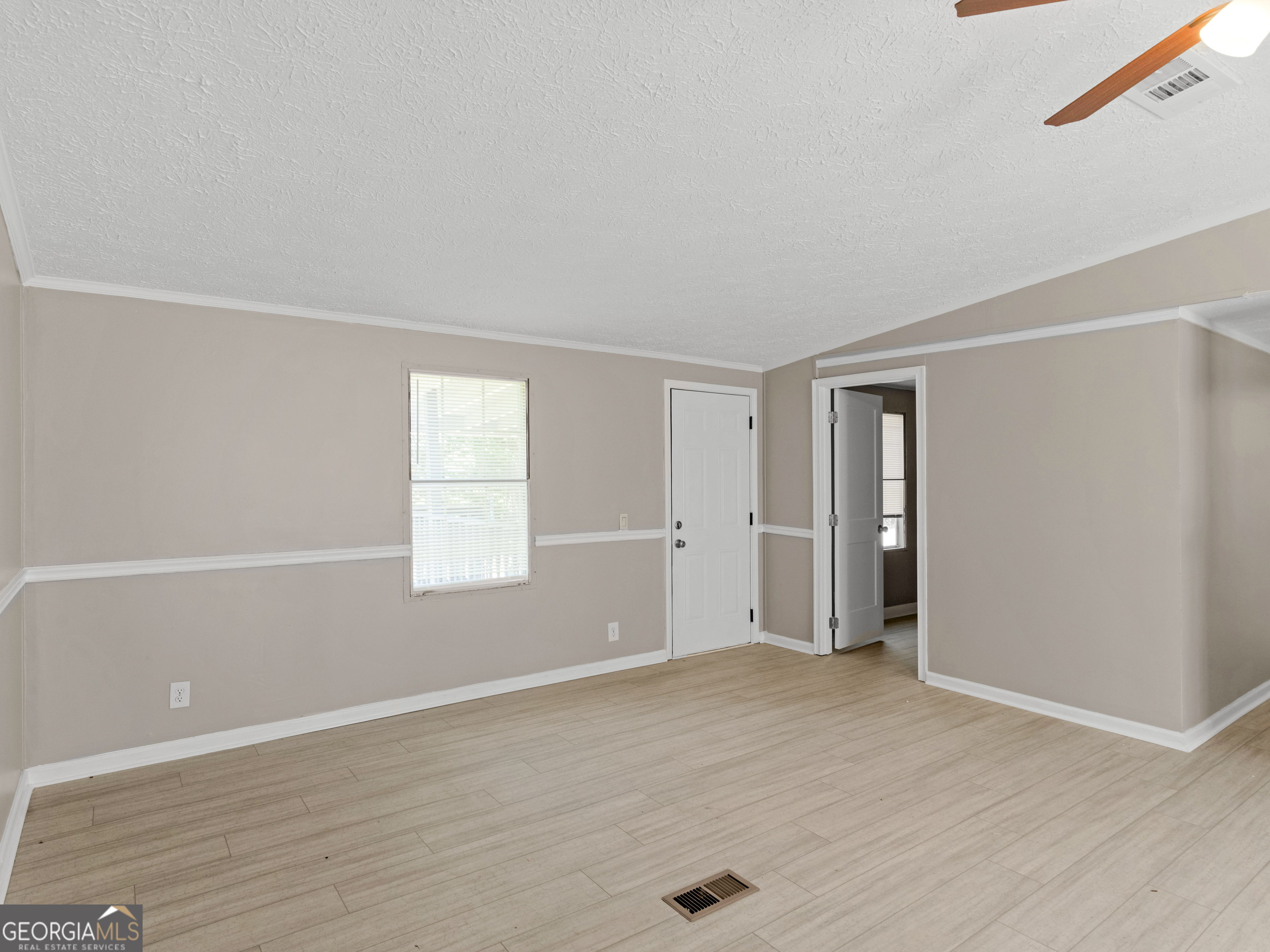 2321 North Walker's Mill Road Griffin, GA 30223 - Photo 8 of 49