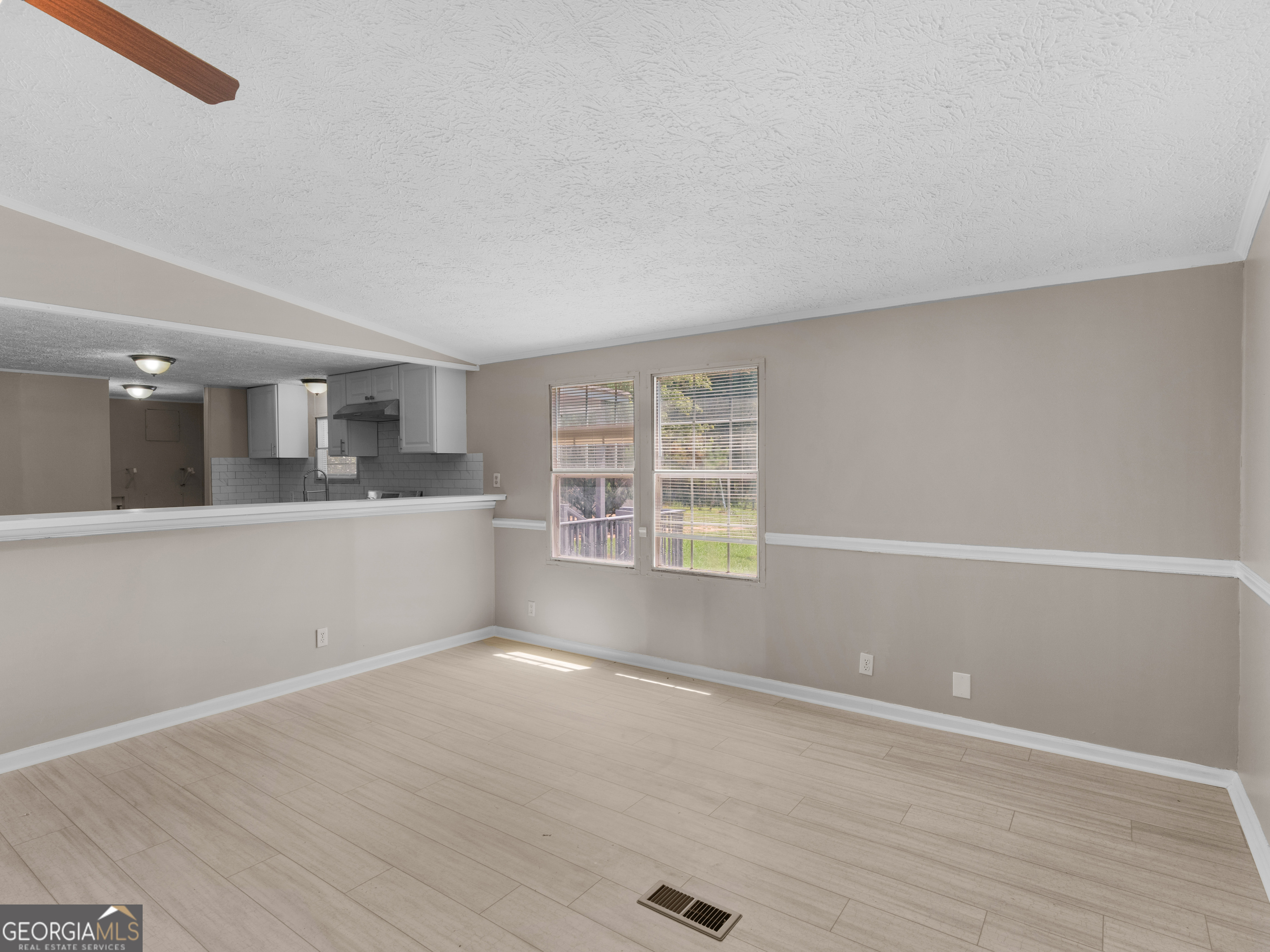 2321 North Walker's Mill Road Griffin, GA 30223 - Photo 10 of 49