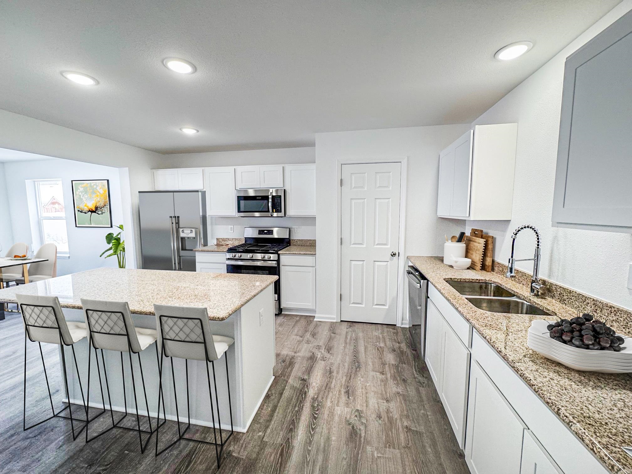 290 Tyler Belleville, WI 53508 - Photo 4 of 15