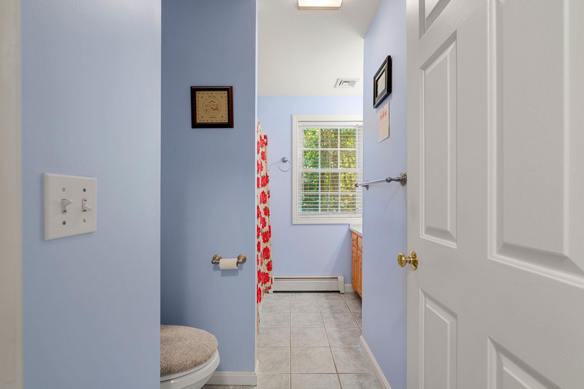 21 Penacook Road Sandown, NH 03873 - Photo 34 of 50