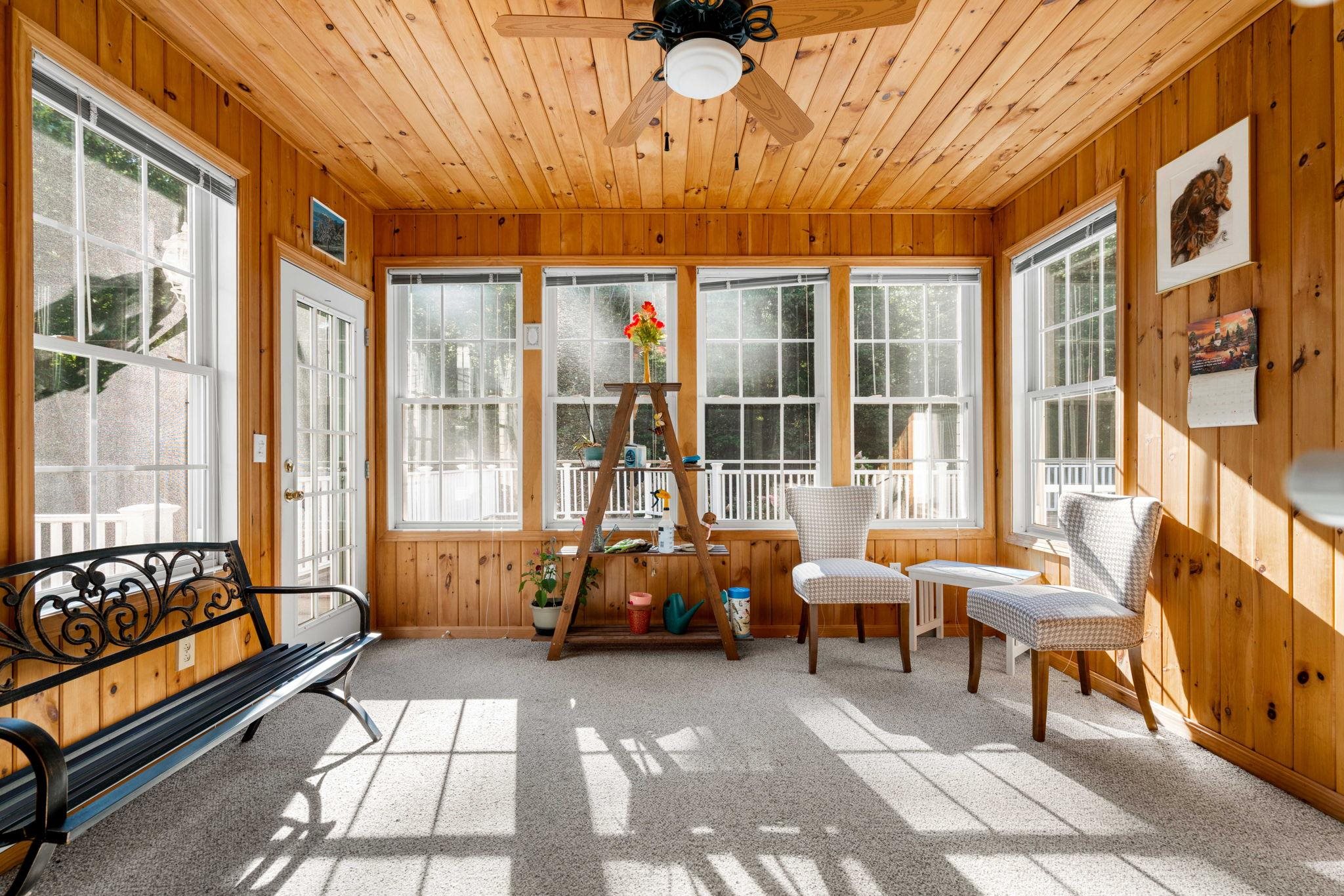 21 Penacook Road Sandown, NH 03873 - Photo 10 of 50