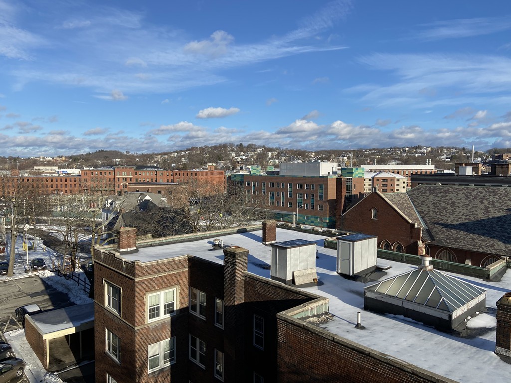 80 Salisbury Street, Unit 603 Worcester, MA 01609 - Photo 13 of 18 a view of a city from a terrace