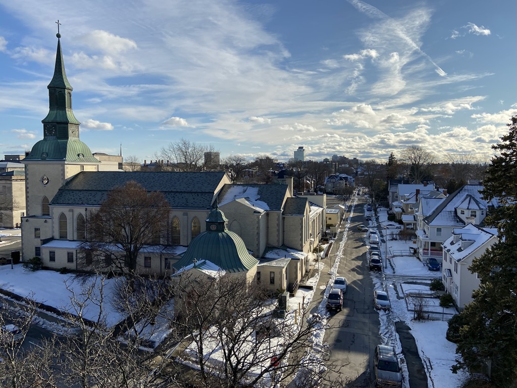 80 Salisbury Street, Unit 603 Worcester, MA 01609 - Photo 15 of 18 a view of a city with lot of buildings