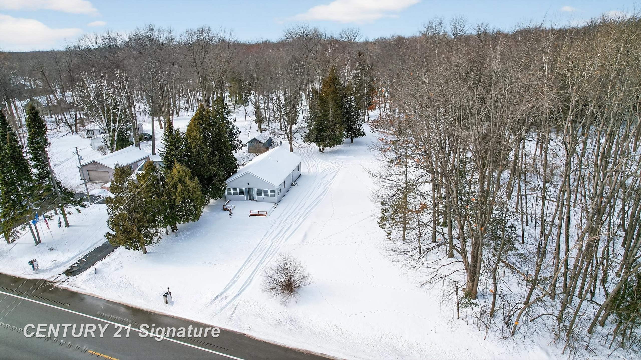 1647 North Huron Road Tawas City, MI 48763 - Photo 51 of 61