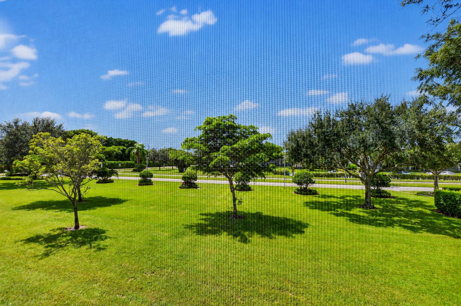 270 Brighton G Boca Raton, FL 33434 - Photo 19 of 35 Patio
