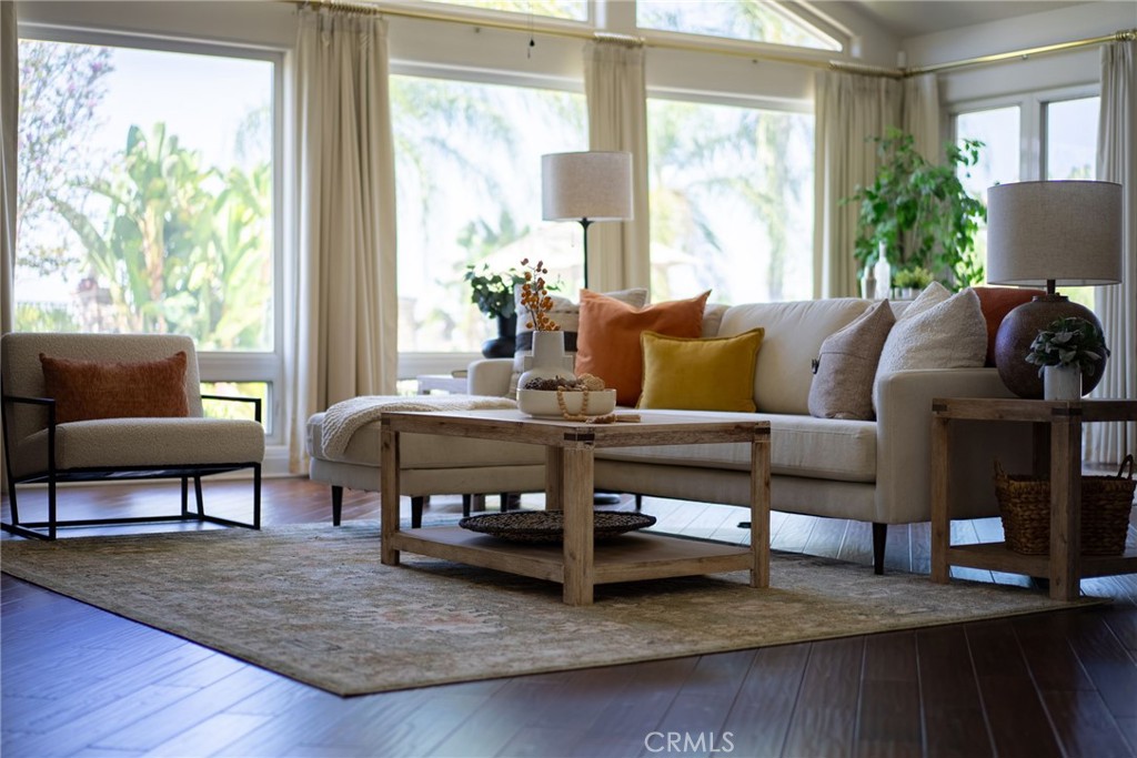 6872 Chartwell Drive Riverside, CA 92506 - Photo 10 of 11 Gallery Image 10