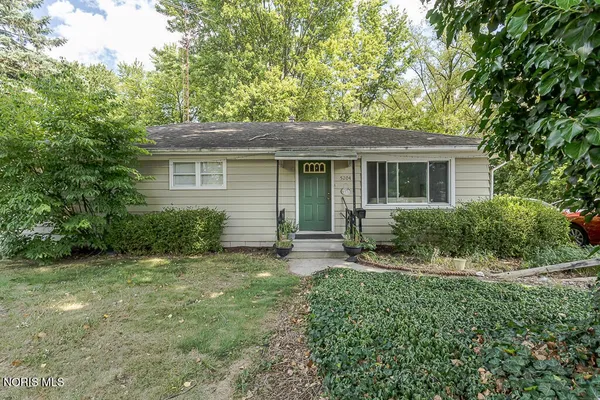$189,900 | 5204 Silvertown Drive, Sylvania, OH 43560