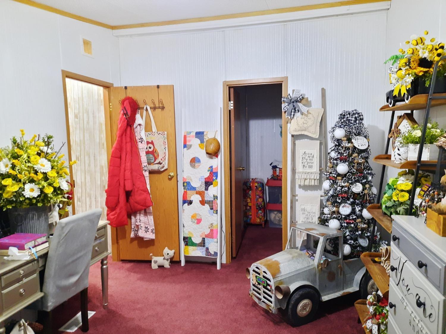 1720 Reeder Road Blanchester, OH 45107 - Photo 20 of 32 Gallery Image 20