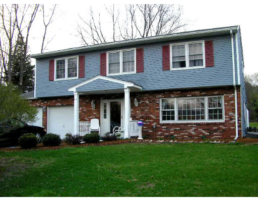 75 Richard Road Holliston, MA 01746 - Photo 1 of 14 Gallery Image 1