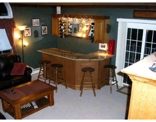 75 Richard Road Holliston, MA 01746 - Photo 9 of 14 Gallery Image 9