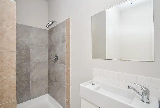 $1,525 | 4108 McKinney Street, Houston, TX 77023