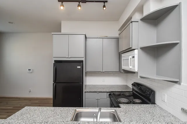 $1,525 | 4108 McKinney Street, Houston, TX 77023