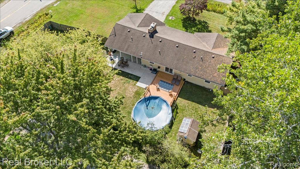 4268 Ravenswood Road Port Huron, MI 48060 - Photo 30 of 46