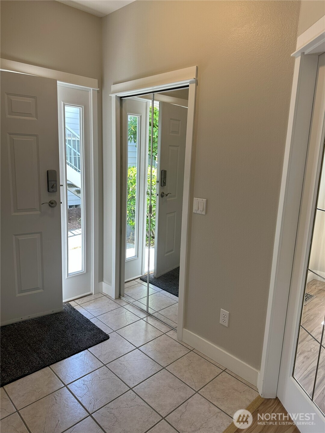515 West Kellogg Road Bellingham, WA 98226 - Photo 2 of 23 Gallery Image 2