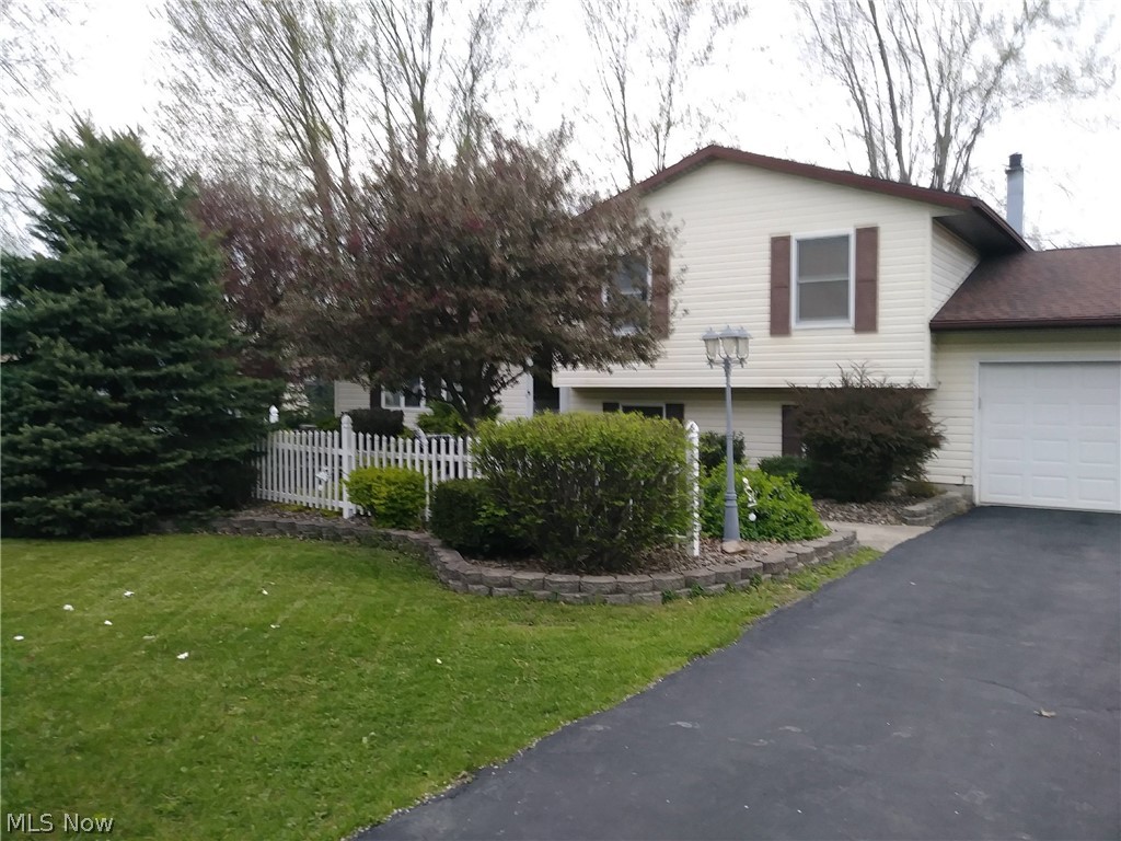 1200 Carson Salt Springs Road Warren, OH 44481 - Photo 1 of 28 Gallery Image 1