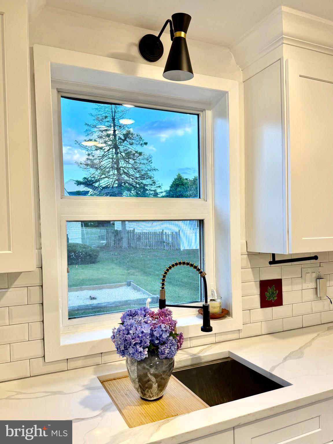 606 Valley Road Havertown, PA 19083 - Photo 15 of 46 entrance room from the back door