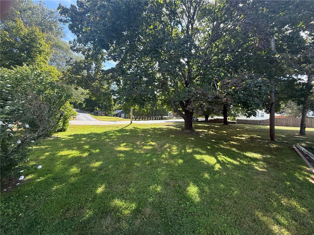 93 Manila Avenue Woonsocket, RI 02895 - Photo 6 of 35