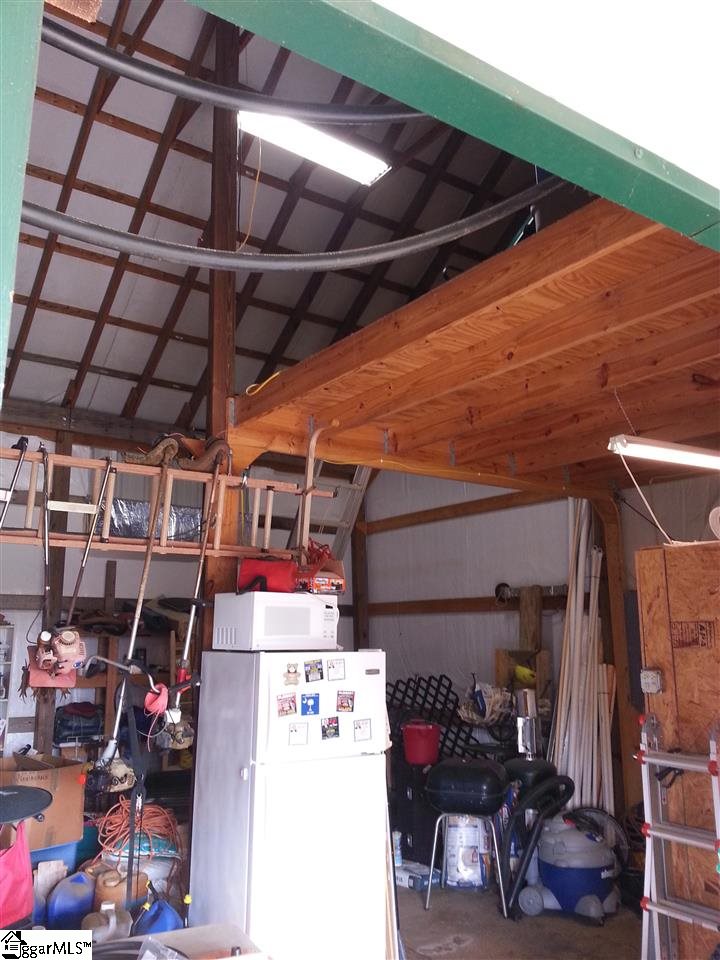 771 Burnt Chimney Road Campobello, SC 29322 - Photo 14 of 36