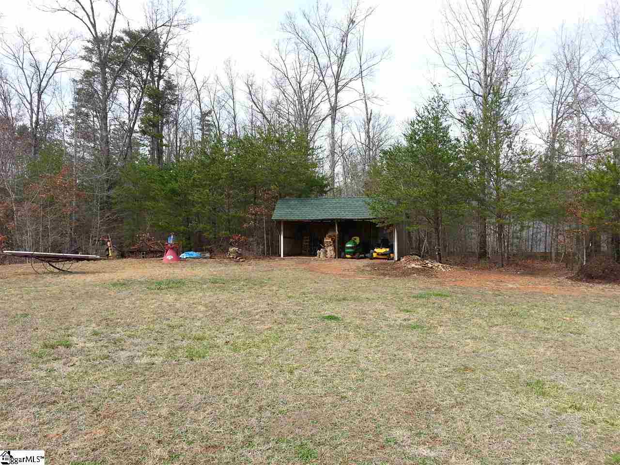 771 Burnt Chimney Road Campobello, SC 29322 - Photo 9 of 36