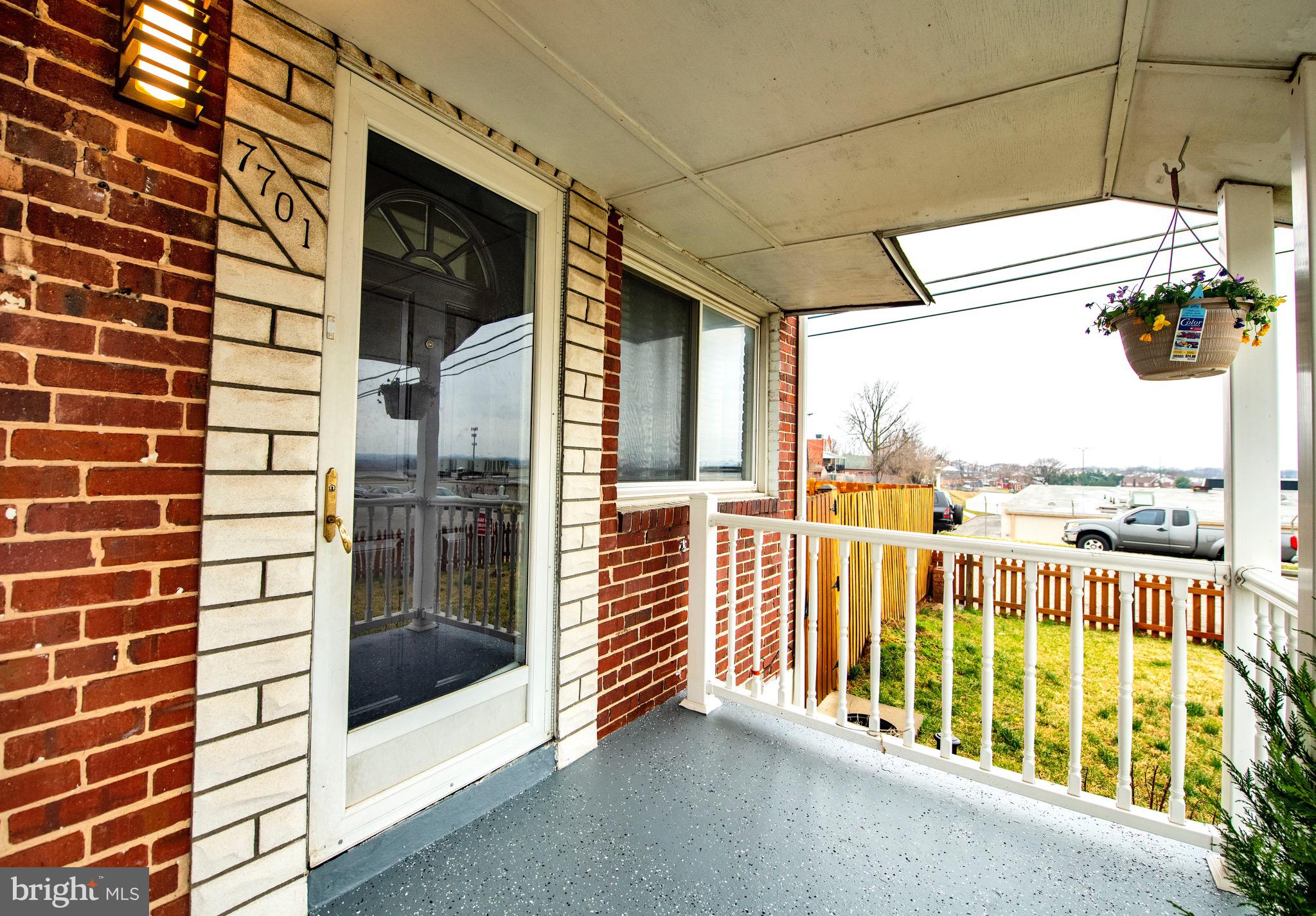 7701 Wynbrook Road Baltimore, MD 21224 - Photo 4 of 32 Gallery Image 4