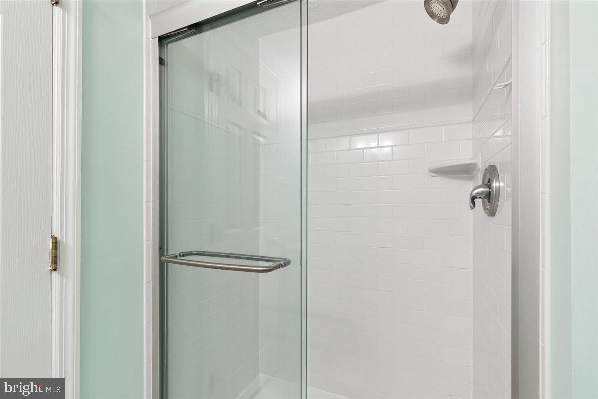 625 Deering Road, Unit 2A Pasadena, MD 21122 - Photo 20 of 32 Primary Bathroom with walk-in shower