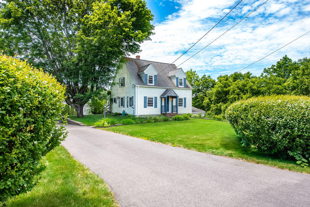 27 Sewall Road South Berwick, ME 03908 - Photo 1 of 41 _DSC2810