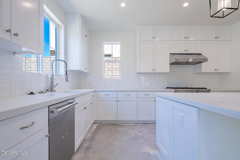 4687 Summit Avenue Simi Valley, CA 93063 - Photo 21 of 61