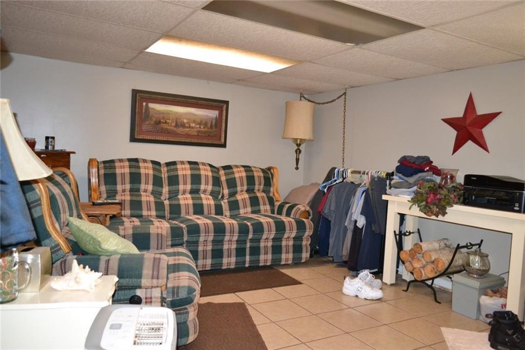 2011 Harshman Boulevard Springfield, OH 45504 - Photo 33 of 42