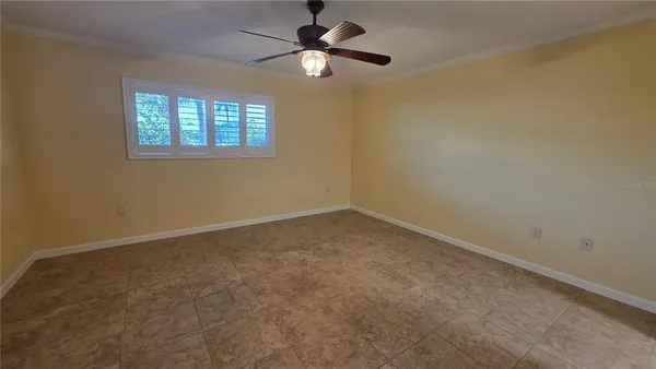 $2,500 | 9604 Cortez Road West, Unit 213, Bradenton, FL 34210