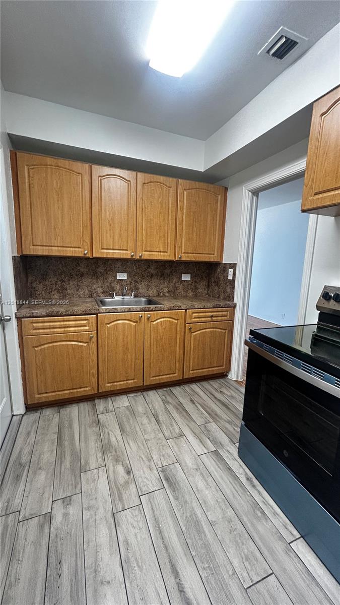 831 Southwest 11th Street, Unit B Miami, FL 33130 - Photo 3 of 9