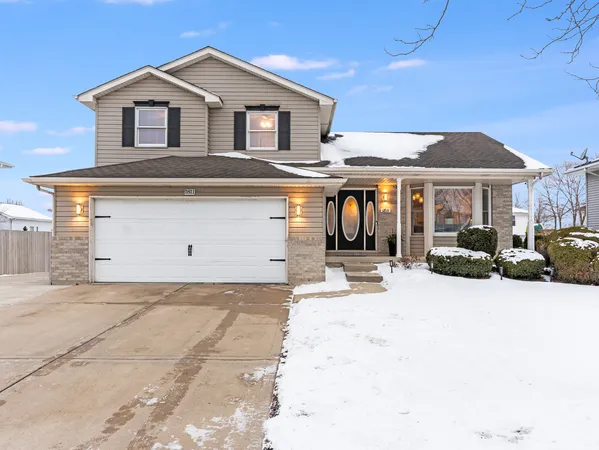 $399,900 | 1811 Cumberland Drive, Plainfield, IL 60586