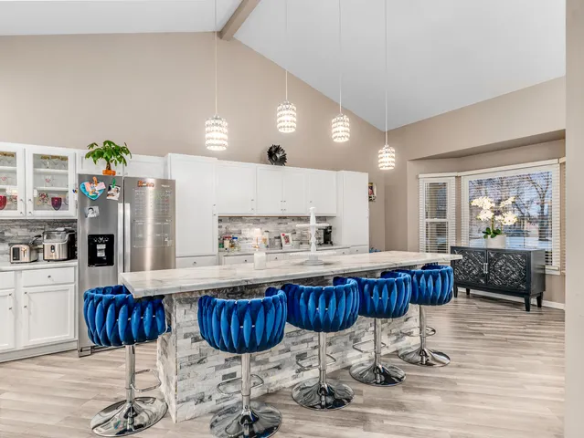 $399,900 | 1811 Cumberland Drive, Plainfield, IL 60586