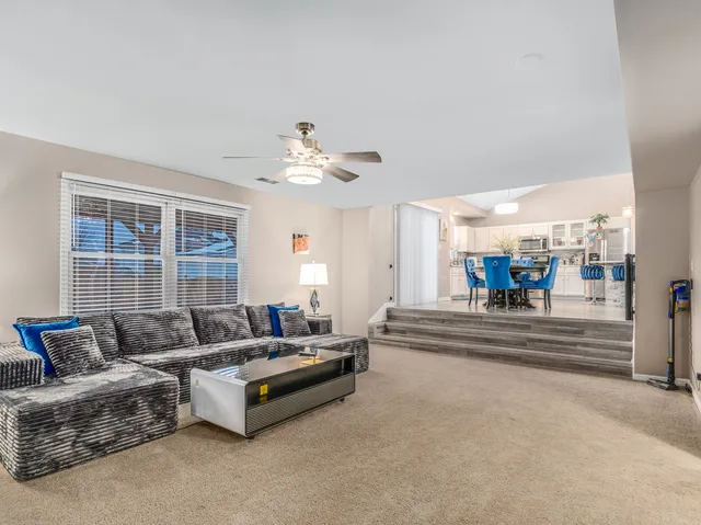 $399,900 | 1811 Cumberland Drive, Plainfield, IL 60586