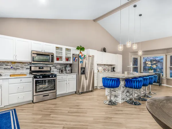 $399,900 | 1811 Cumberland Drive, Plainfield, IL 60586