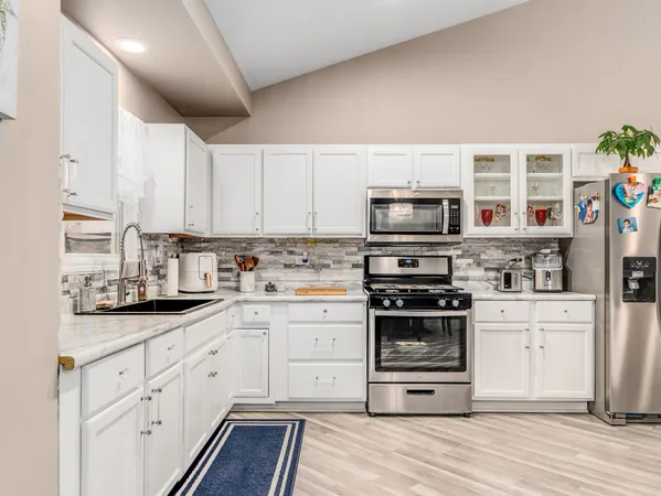 $399,900 | 1811 Cumberland Drive, Plainfield, IL 60586