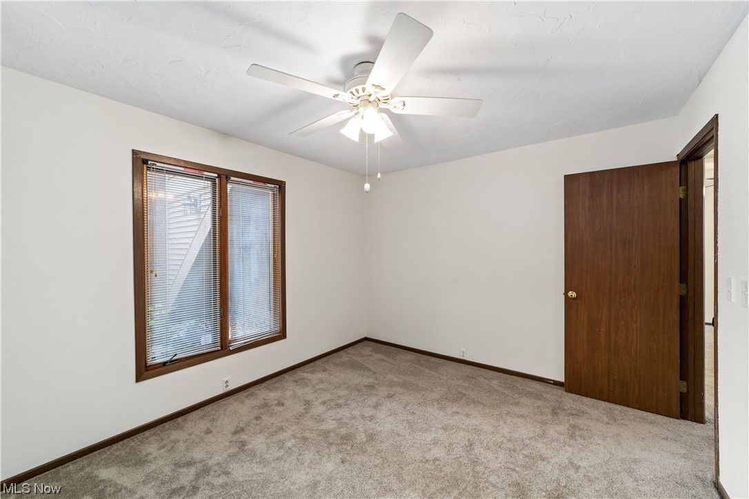 4675 Mayfield Road, Unit D South Euclid, OH 44121 - Photo 22 of 28 Second Bedroom