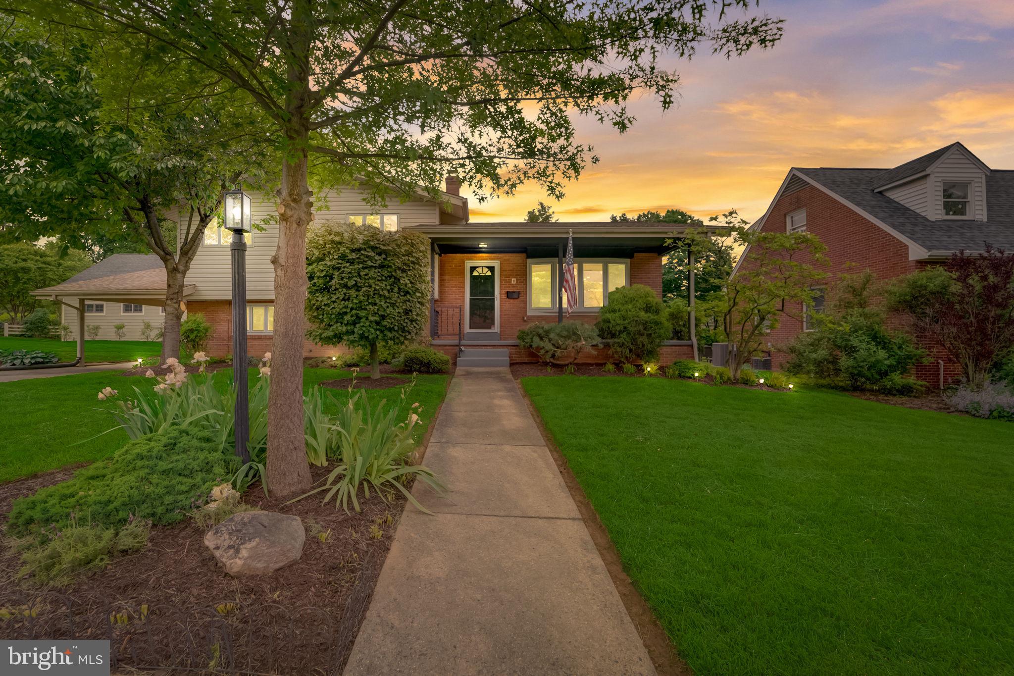 302 Fairview Avenue Frederick, MD 21701 - Photo 1 of 64