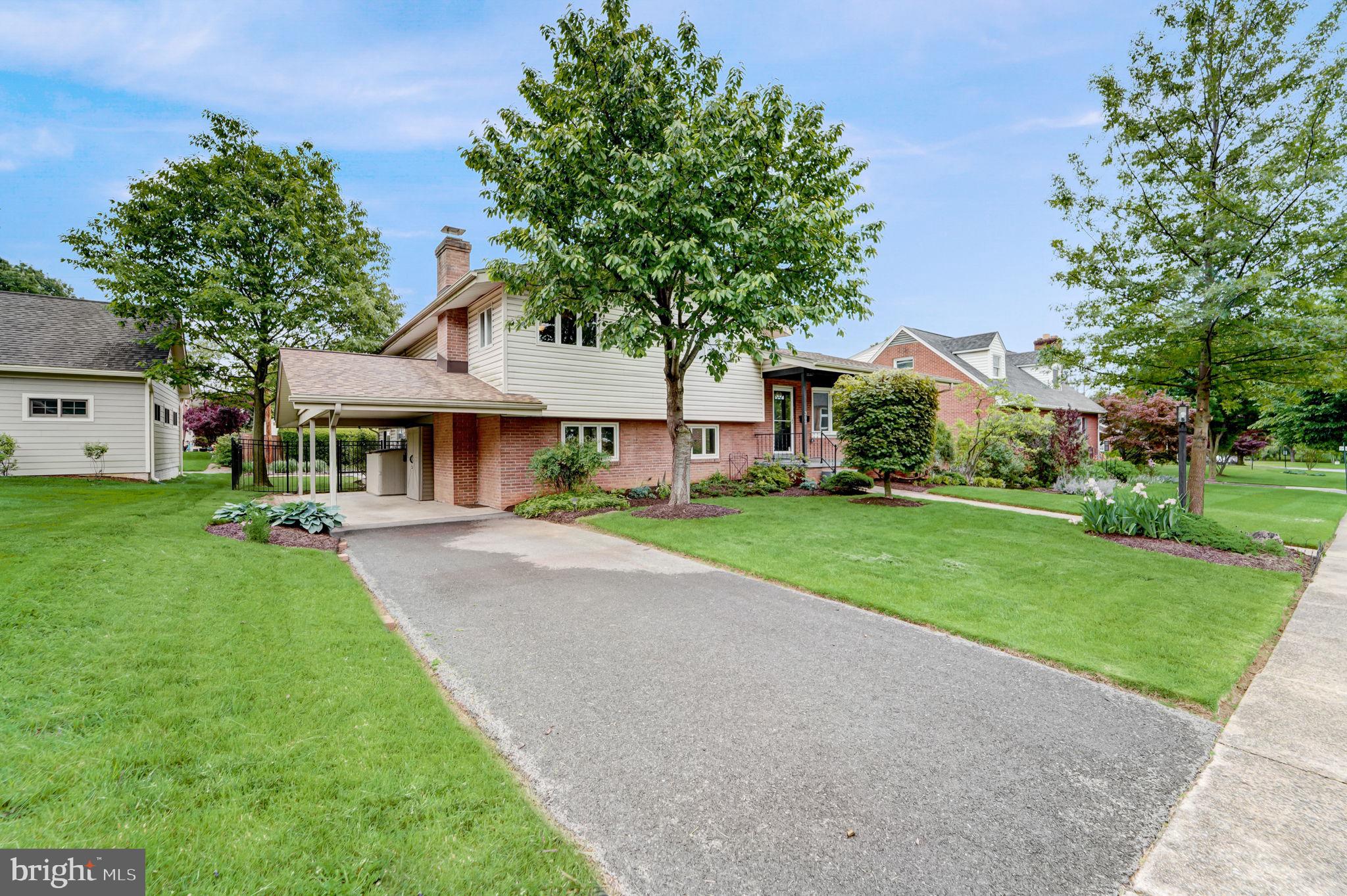 302 Fairview Avenue Frederick, MD 21701 - Photo 3 of 64