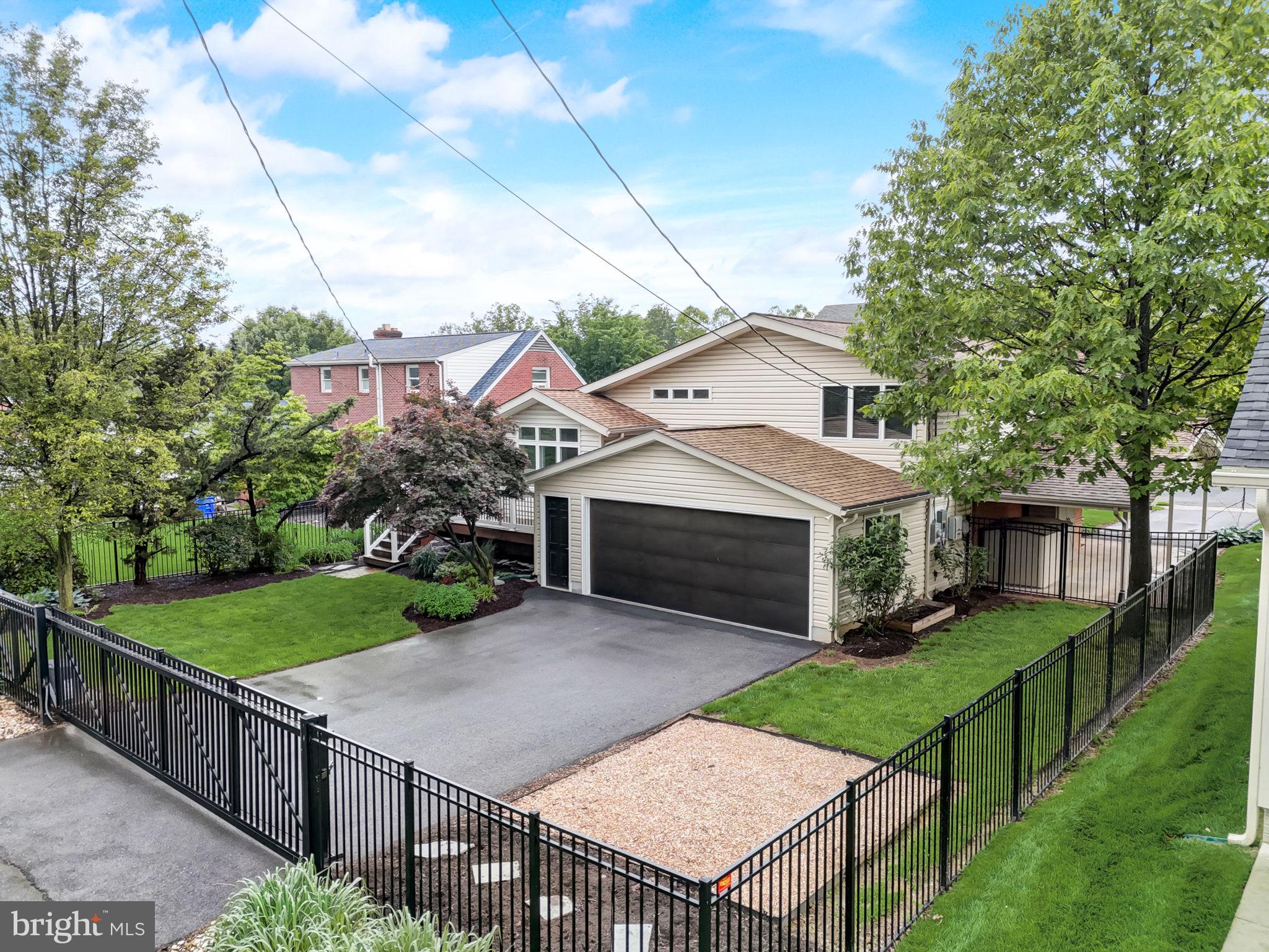 302 Fairview Avenue Frederick, MD 21701 - Photo 4 of 64