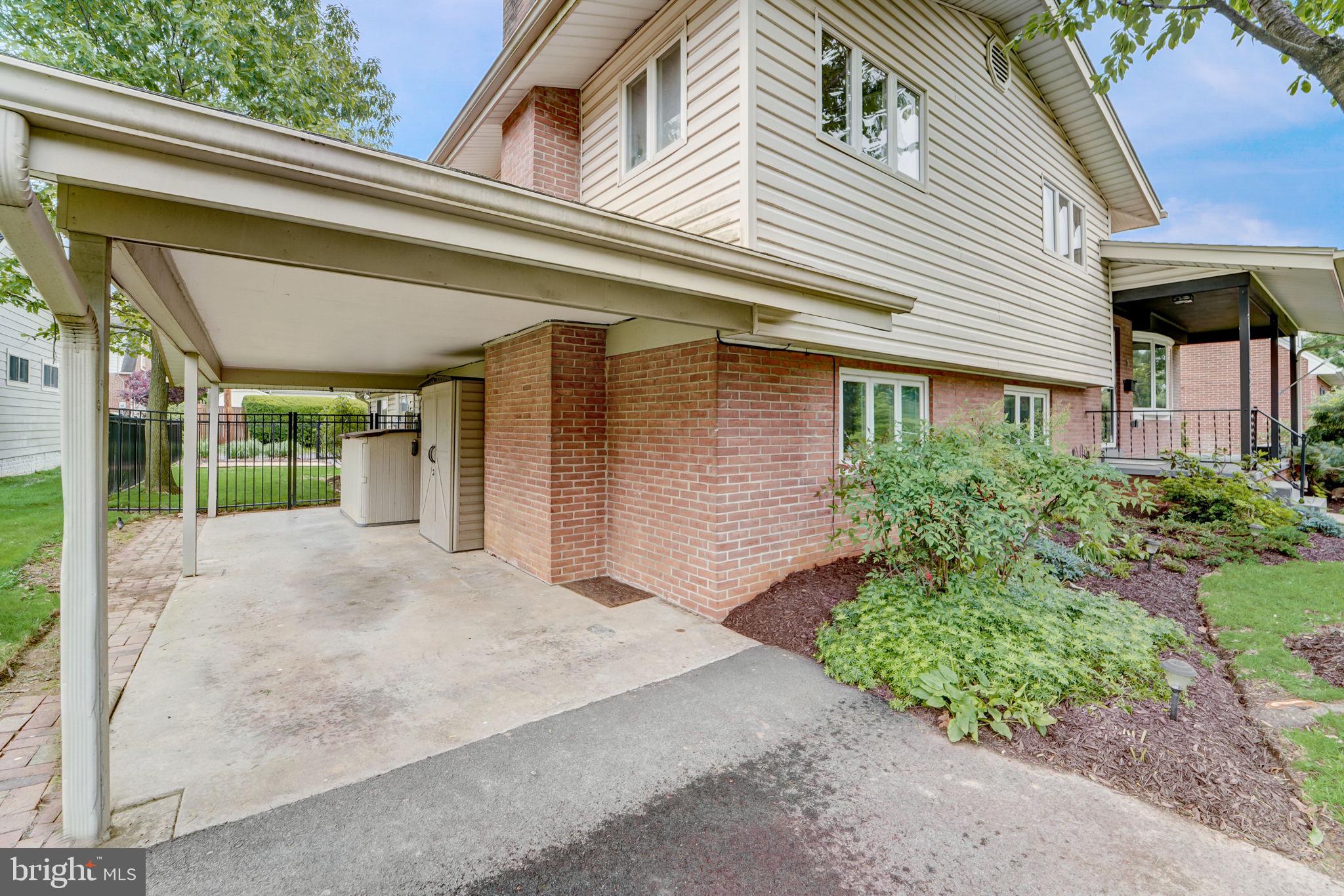 302 Fairview Avenue Frederick, MD 21701 - Photo 7 of 64