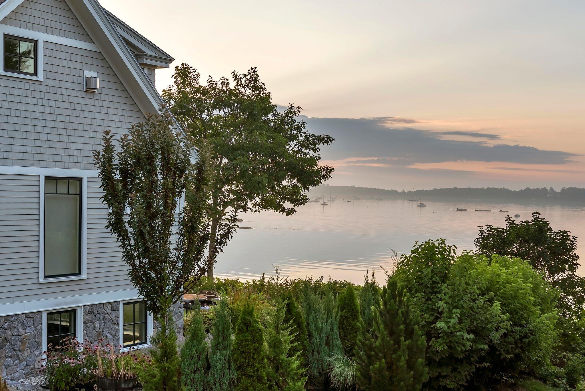 32 Edgewater Road Falmouth, ME 04105 - Photo 3 of 39 32 Edgewater