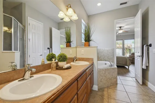 $465,000 | 7009 5 Oaks Drive, Harmony, FL 34773