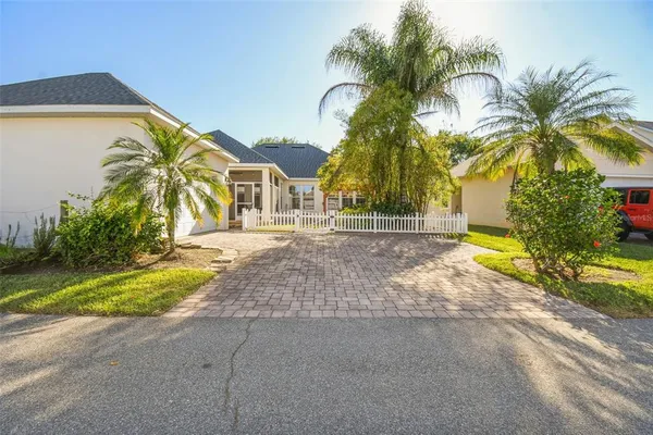 $465,000 | 7009 5 Oaks Drive, Harmony, FL 34773