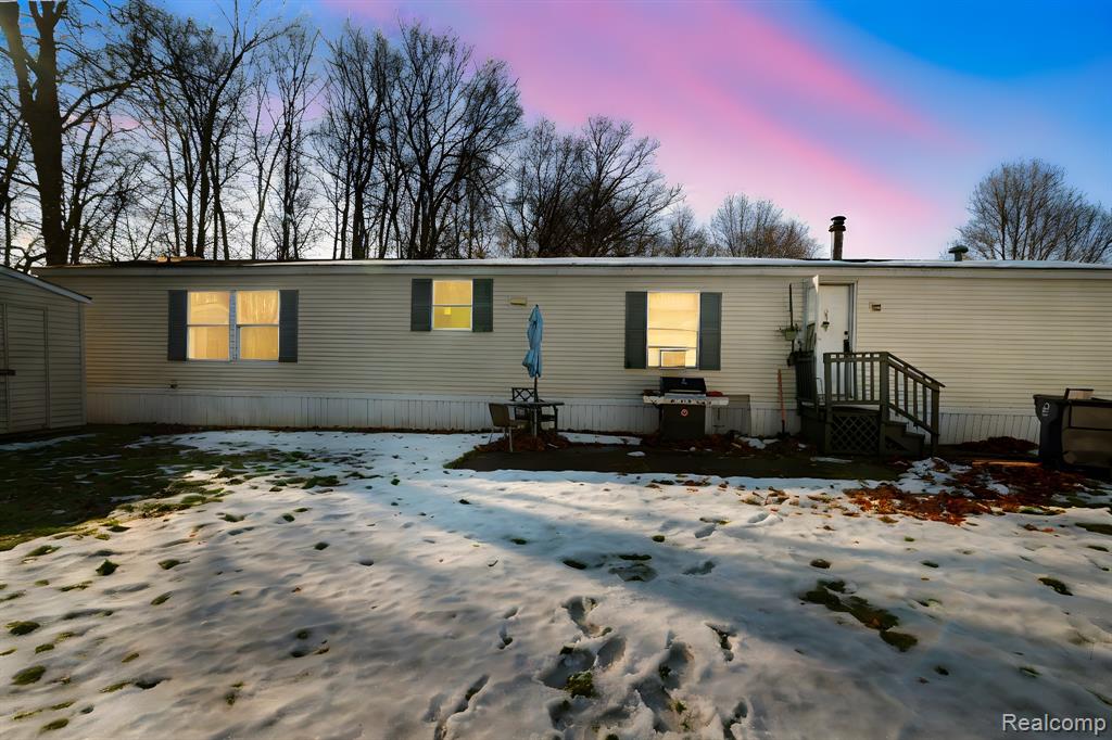 351 North Squirrel Road, Unit 207 Auburn Hills, MI 48326 - Photo 1 of 14