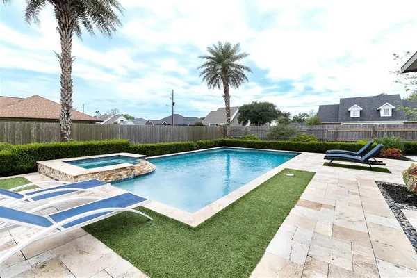 $599,000 | 2513 Cassie Lane, Lake Charles, LA 70605