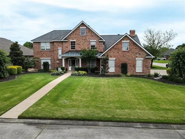 $599,000 | 2513 Cassie Lane, Lake Charles, LA 70605