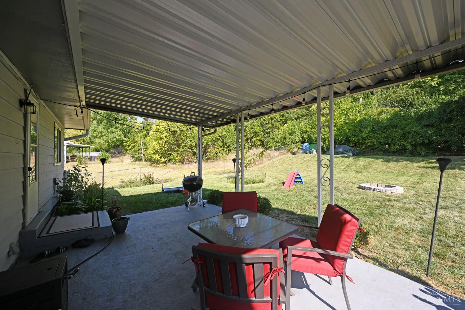 8728 Pippin Road Cincinnati, OH 45231 - Photo 28 of 32 Gallery Image 28