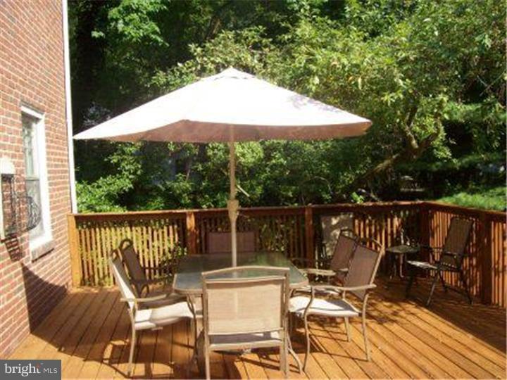 12 Scenic Road Springfield, PA 19064 - Photo 4 of 13