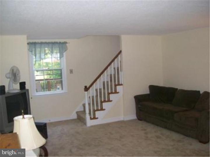 12 Scenic Road Springfield, PA 19064 - Photo 6 of 13